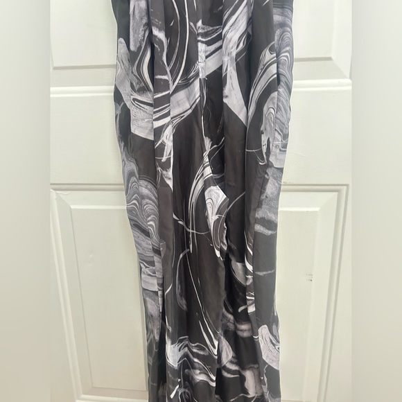 Athleta • Calm Cool Wide Leg Marble Abstract Jumpsuit Size Small - Picture 9 of 10